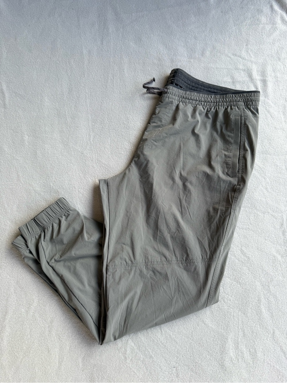 Kuhl Suppressor Jogger Pants Mens Sz XXL Gray 40x29 Performance Stretch Hiking